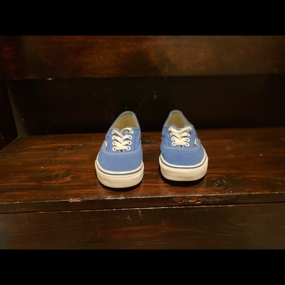 Vans - Picture 3 of 3
